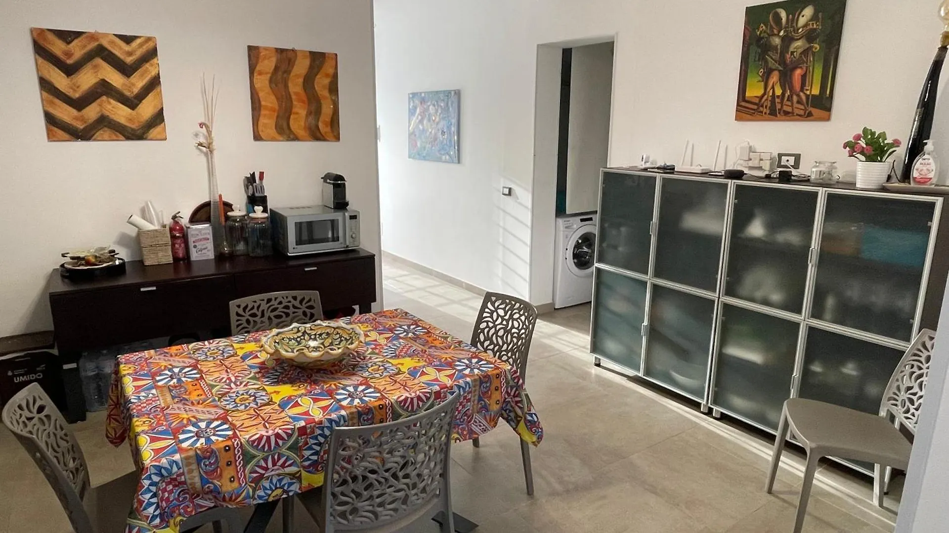 Semesterbostad Villa Teti Fontane Bianche